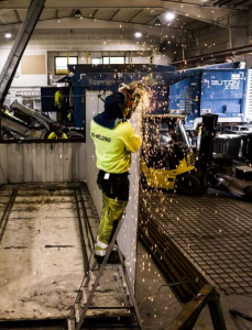 Teräsrakenteen valmistus pajalla